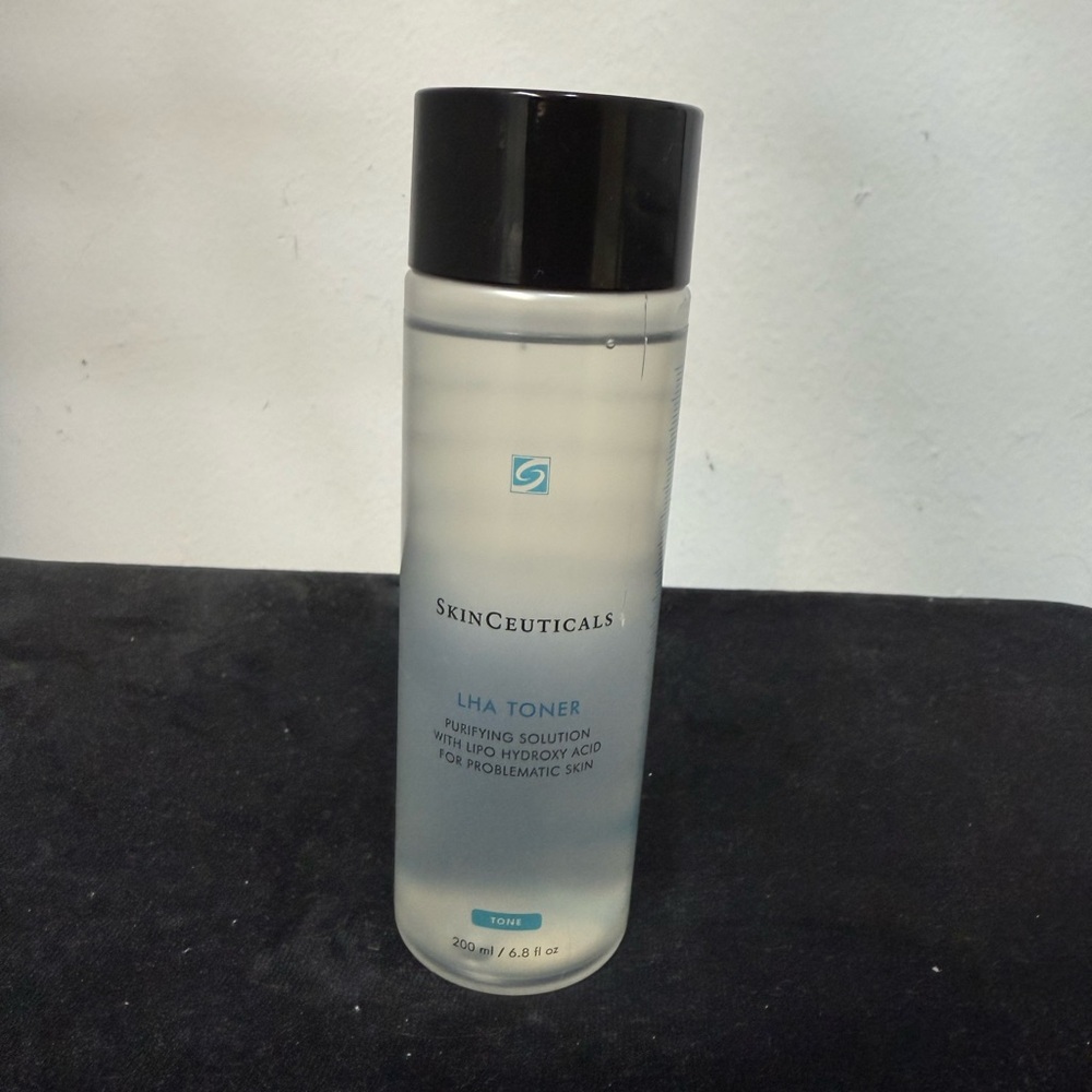 SkinCeuticals LHA Toner - Black Cap with Clear Bottle